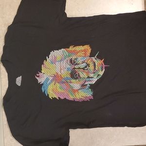 Womens Siz Large Tee Shirt by Bloworld.